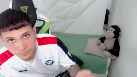 Snapshot of black_diamondd_ chatting on February 2026 01:05:02 PM Black diamondd online show from February 2026 01:05:02 PM