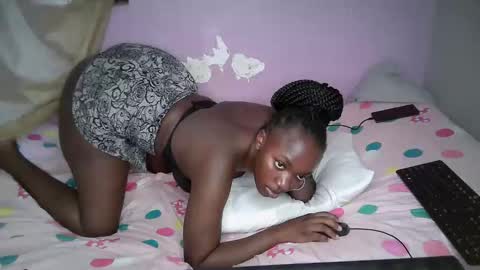 Snapshot of black_drip chatting on February 2026 12:04:01 PM black_drip online show from February 2026 12:04:01 PM