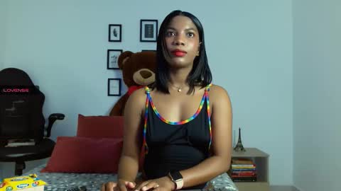 Snapshot of black_girl99 chatting on December 2025 12:51:02 AM Chicago sexy online show from December 2025 12:51:02 AM