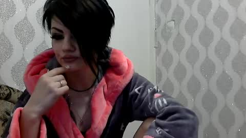 black_hot_01 online show from February 2025 05:18:02 AM