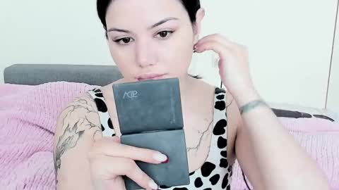 Mon Mon online show from May 2026 02:51:02 AM