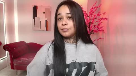 Snapshot of black_roseee chatting on November 2025 03:38:01 AM Rousse online show from November 2025 03:38:01 AM