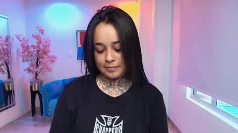 Snapshot of black_roseee chatting on December 2025 07:41:01 PM Rousse online show from December 2025 07:41:01 PM