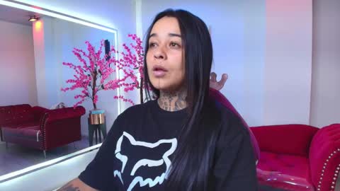 Snapshot of black_roseee chatting on February 2026 03:44:02 AM Rousse online show from February 2026 03:44:02 AM