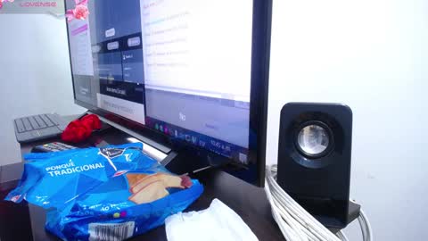 Tifany online show from January 2025 03:45:01 PM