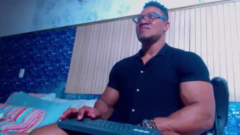 duglas online show from February 2026 05:47:02 PM