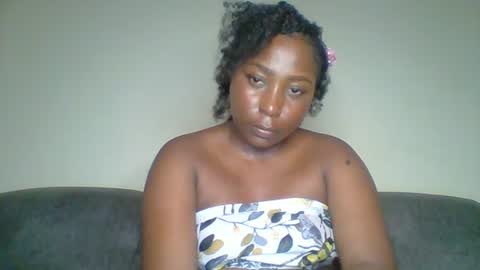 Dee online show from July 2026 07:42:01 PM