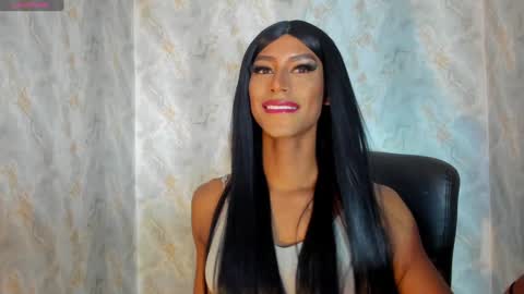 Snapshot of blackbeauty_ts chatting on January 2025 02:39:01 PM Nina online show from January 2025 02:39:01 PM