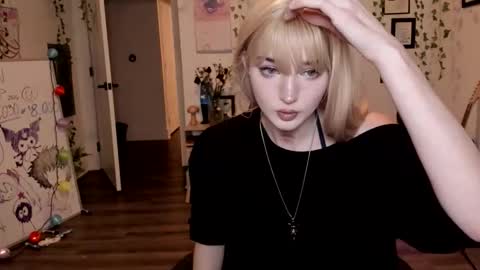 Snapshot of blackberryfizz chatting on February 2026 07:38:02 AM Ella online show from February 2026 07:38:02 AM