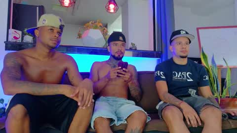 Snapshot of blackdreams1__ chatting on January 2026 07:40:01 PM Black Dreams online show from January 2026 07:40:01 PM