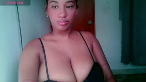 Shophie White online show from August 2026 01:35:01 PM