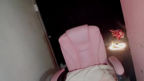 JUST CALL ME KEYLAH 3 online show from December 2025 08:14:02 PM