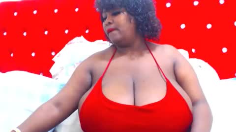 Snapshot of blackladyqx chatting on February 2026 03:35:02 PM blackladyqx online show from February 2026 03:35:02 PM