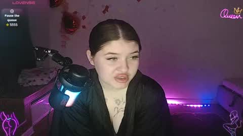 Snapshot of blackroseonee chatting on May 2026 01:23:02 AM blackroseonee online show from May 2026 01:23:02 AM