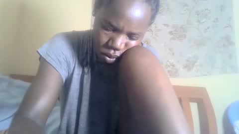 Snapshot of blacksexygal chatting on February 2025 07:55:01 AM SARAH online show from February 2025 07:55:01 AM