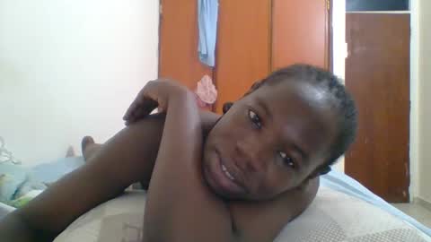 Snapshot of blacksexygal chatting on September 2025 07:15:02 PM SARAH online show from September 2025 07:15:02 PM