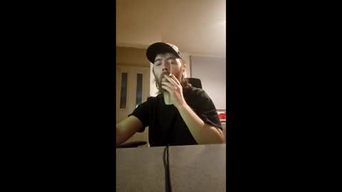 blackvswhite2022 online show from December 2025 01:54:02 AM