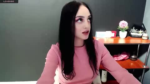 Snapshot of blacky_berry chatting on December 2024 01:24:02 PM Ivy online show from December 2024 01:24:02 PM