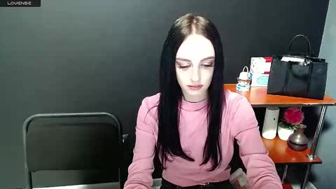 Snapshot of blacky_berry chatting on December 2024 05:34:01 PM Ivy online show from December 2024 05:34:01 PM