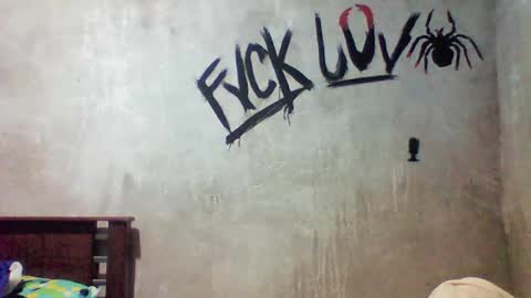 Snapshot of blade_sensual chatting on November 2025 08:19:01 AM blade_sensual online show from November 2025 08:19:01 AM