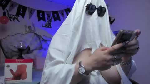 Snapshot of blair_elliis chatting on October 2025 07:24:01 PM Blair online show from October 2025 07:24:01 PM