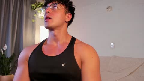 Snapshot of blake_levi chatting on January 2025 02:43:02 AM Blake Levi Independent Model online show from January 2025 02:43:02 AM