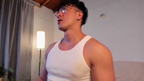 Snapshot of blake_levi chatting on January 2025 01:50:01 AM Blake Levi Independent Model online show from January 2025 01:50:01 AM