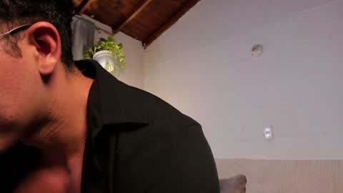 Snapshot of blake_levi chatting on February 2025 01:41:02 AM Blake Levi Independent Model online show from February 2025 01:41:02 AM