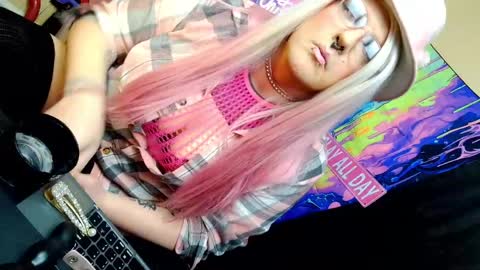 Blakely Morningstar   online show from May 2026 09:04:02 AM