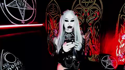   online show from December 2025 01:23:01 AM