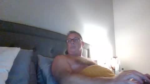 bldude69 online show from December 2024 04:37:02 AM