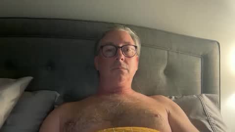 bldude69 online show from April 2026 05:57:02 AM