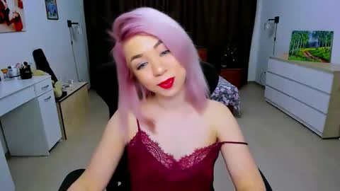 Nicole online show from December 2024 07:37:01 AM