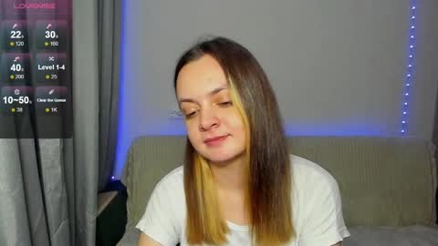 Snapshot of bloemetjes chatting on December 2024 08:40:02 PM bloemetjes online show from December 2024 08:40:02 PM