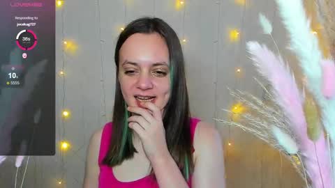 Snapshot of bloemetjes chatting on December 2024 04:23:02 AM bloemetjes online show from December 2024 04:23:02 AM