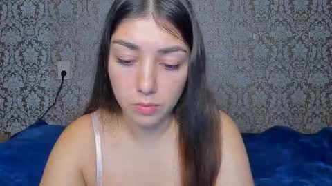 Snapshot of bloemetjes chatting on December 2025 09:53:01 PM bloemetjes online show from December 2025 09:53:01 PM