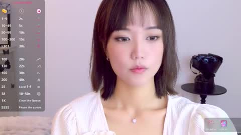 Snapshot of blon_kater chatting on November 2025 06:01:01 AM YoYo online show from November 2025 06:01:01 AM