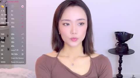 Snapshot of blon_kater chatting on November 2025 04:45:02 AM YoYo online show from November 2025 04:45:02 AM