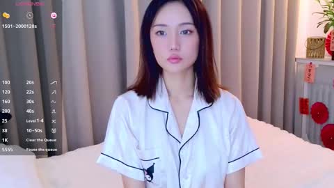 Snapshot of blon_kater chatting on February 2026 07:25:02 AM YoYo online show from February 2026 07:25:02 AM