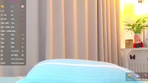 Snapshot of blon_kater chatting on April 2026 07:55:01 AM YoYo online show from April 2026 07:55:01 AM
