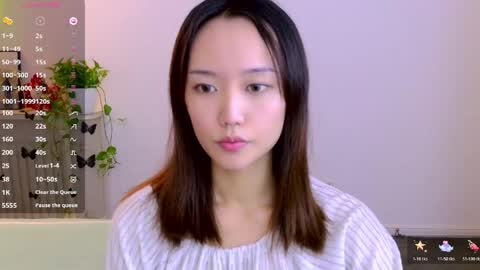 Snapshot of blon_kater chatting on April 2026 08:23:01 AM YoYo online show from April 2026 08:23:01 AM