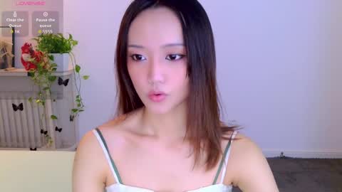 Snapshot of blon_kater chatting on May 2026 05:58:01 AM YoYo online show from May 2026 05:58:01 AM