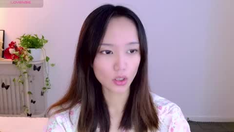 Snapshot of blon_kater chatting on May 2026 07:25:01 AM YoYo online show from May 2026 07:25:01 AM