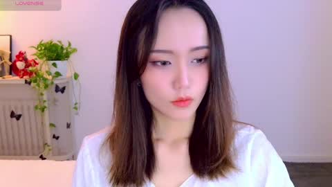 Snapshot of blon_kater chatting on May 2026 07:14:02 AM YoYo online show from May 2026 07:14:02 AM