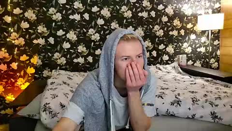 blond_boy69 online show from April 2026 02:27:02 AM