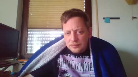 blonde32m online show from February 2025 08:22:02 AM