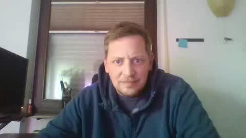 blonde32m online show from October 2025 11:40:01 AM