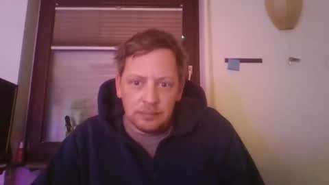 blonde32m online show from October 2025 06:03:01 AM