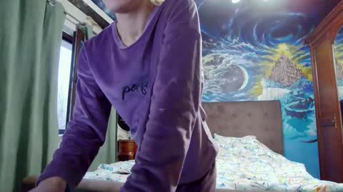 blonde4pasion online show from November 2025 05:07:01 AM