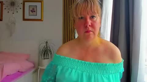 Nicole online show from May 2026 04:13:02 PM